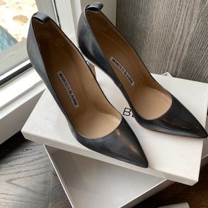 105 Grey Metallic Patent Pumps Heels
